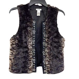 Cache faux fur vest